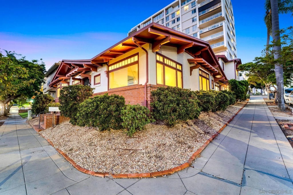 Photo of 110 Maple ST, San Diego, CA 92103 (MLS # 260013332)