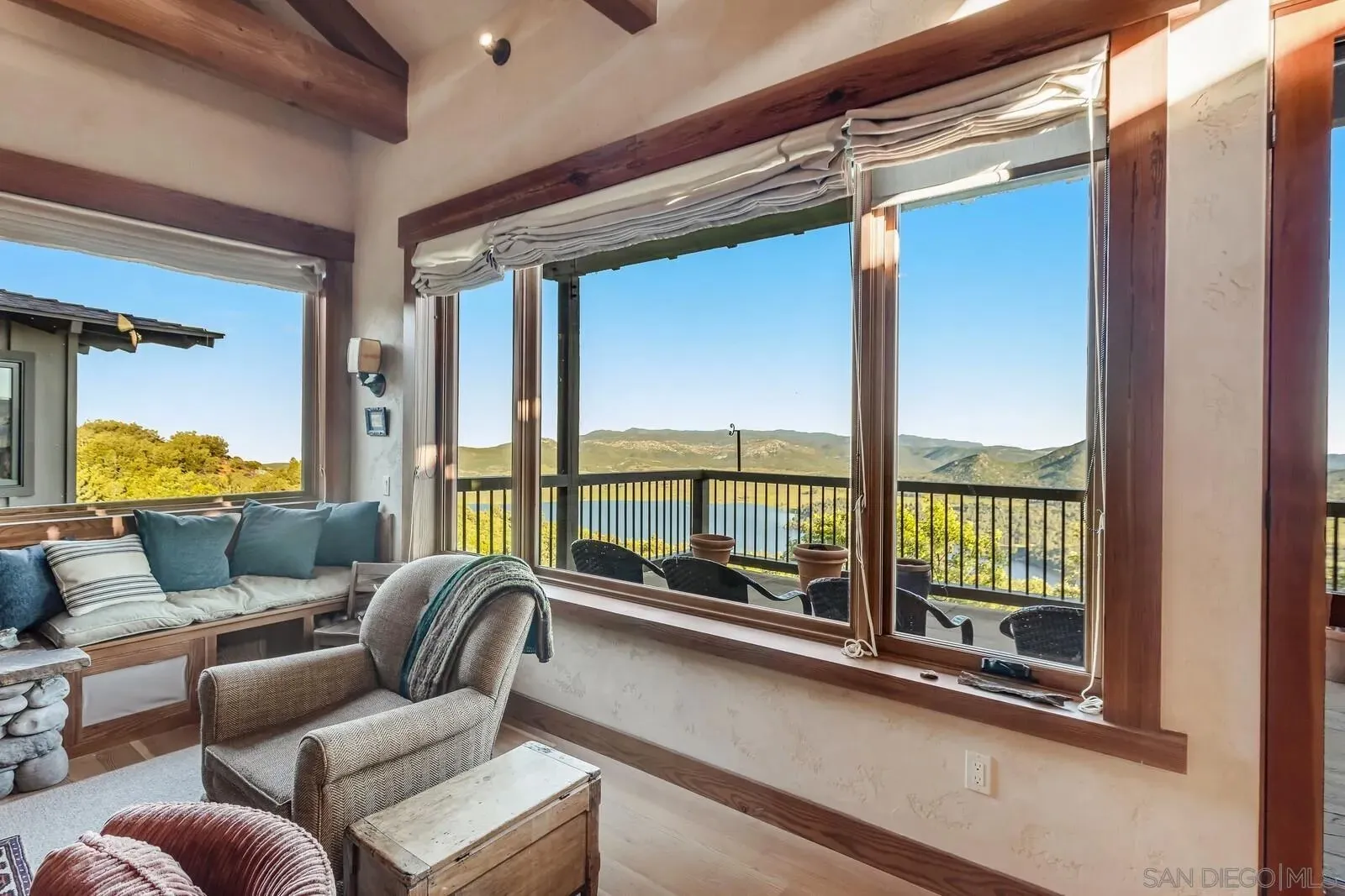 Julian, California 92036, United States, 4 Bedrooms Bedrooms, ,5 BathroomsBathrooms,Residential,Active,185001