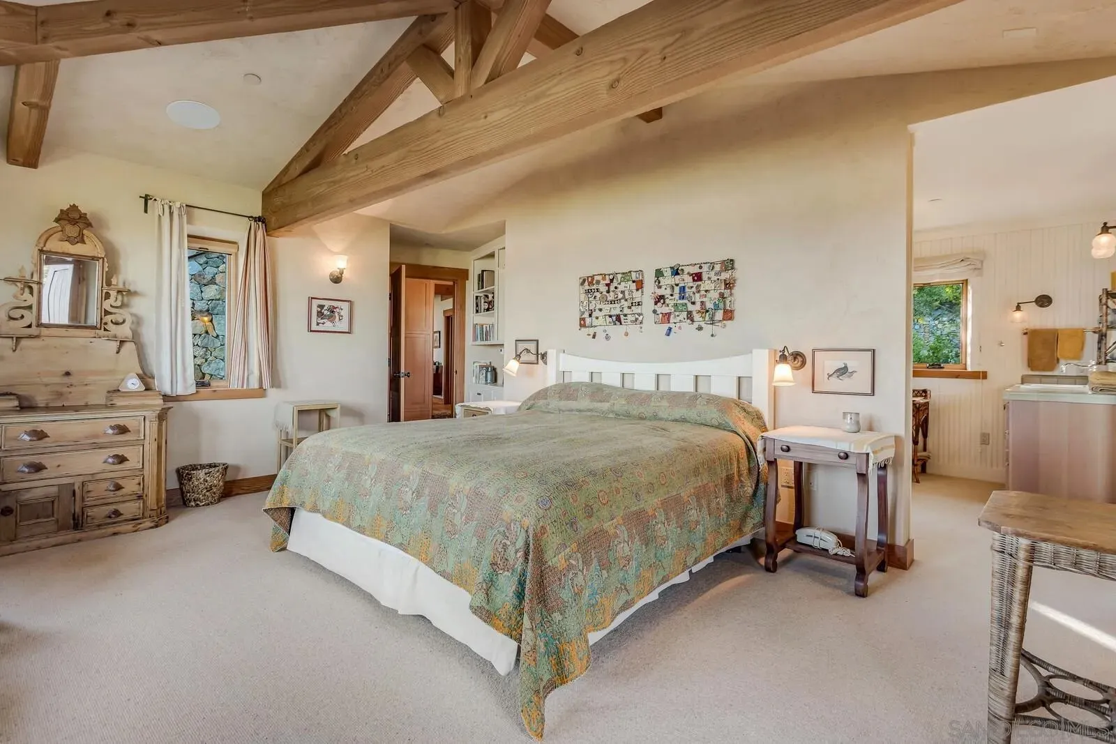 Julian, California 92036, United States, 4 Bedrooms Bedrooms, ,5 BathroomsBathrooms,Residential,Active,185001