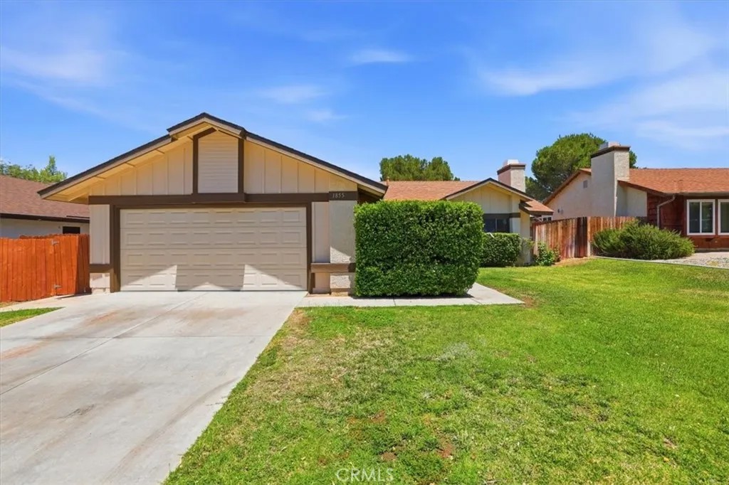 1855 E Avenue R2