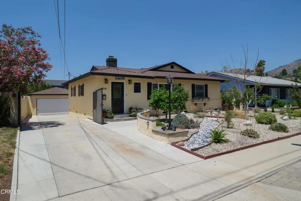 11021 Quill Avenue