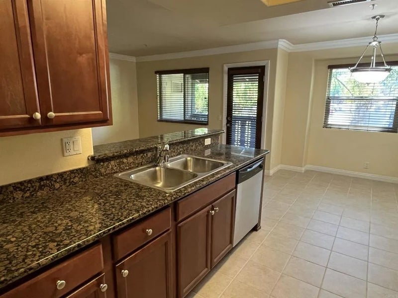 1434 Marshall Road 35
