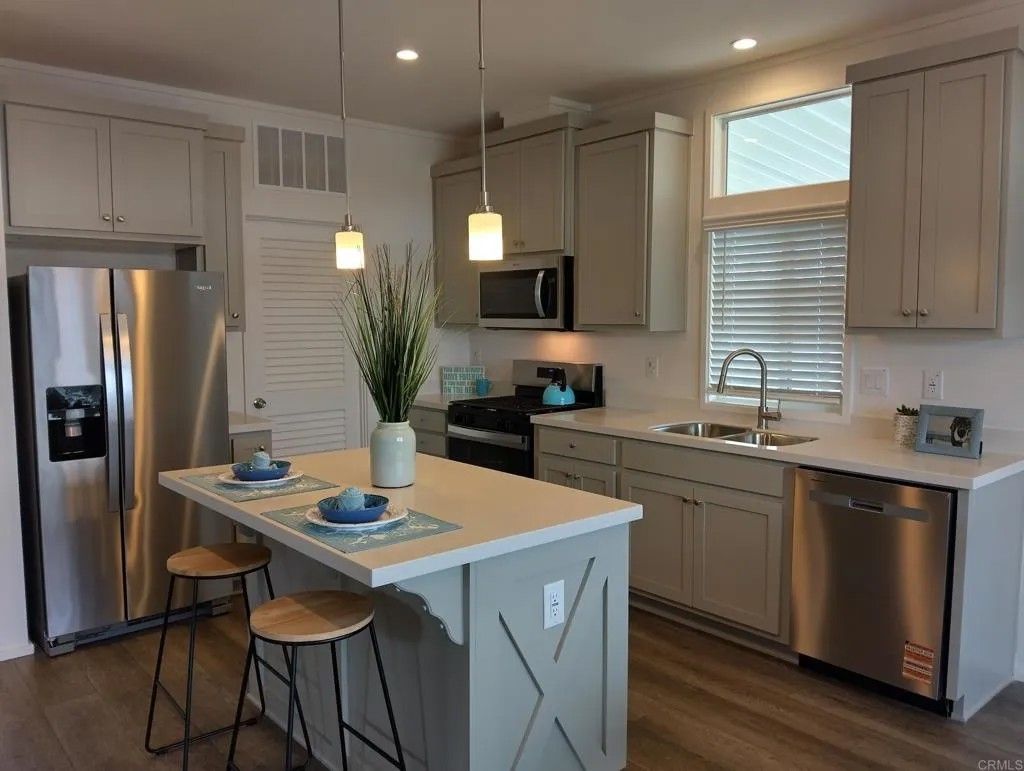 Photo of 718 Sycamore Ave #195, Vista, CA 92083 (MLS # NDP2509628)