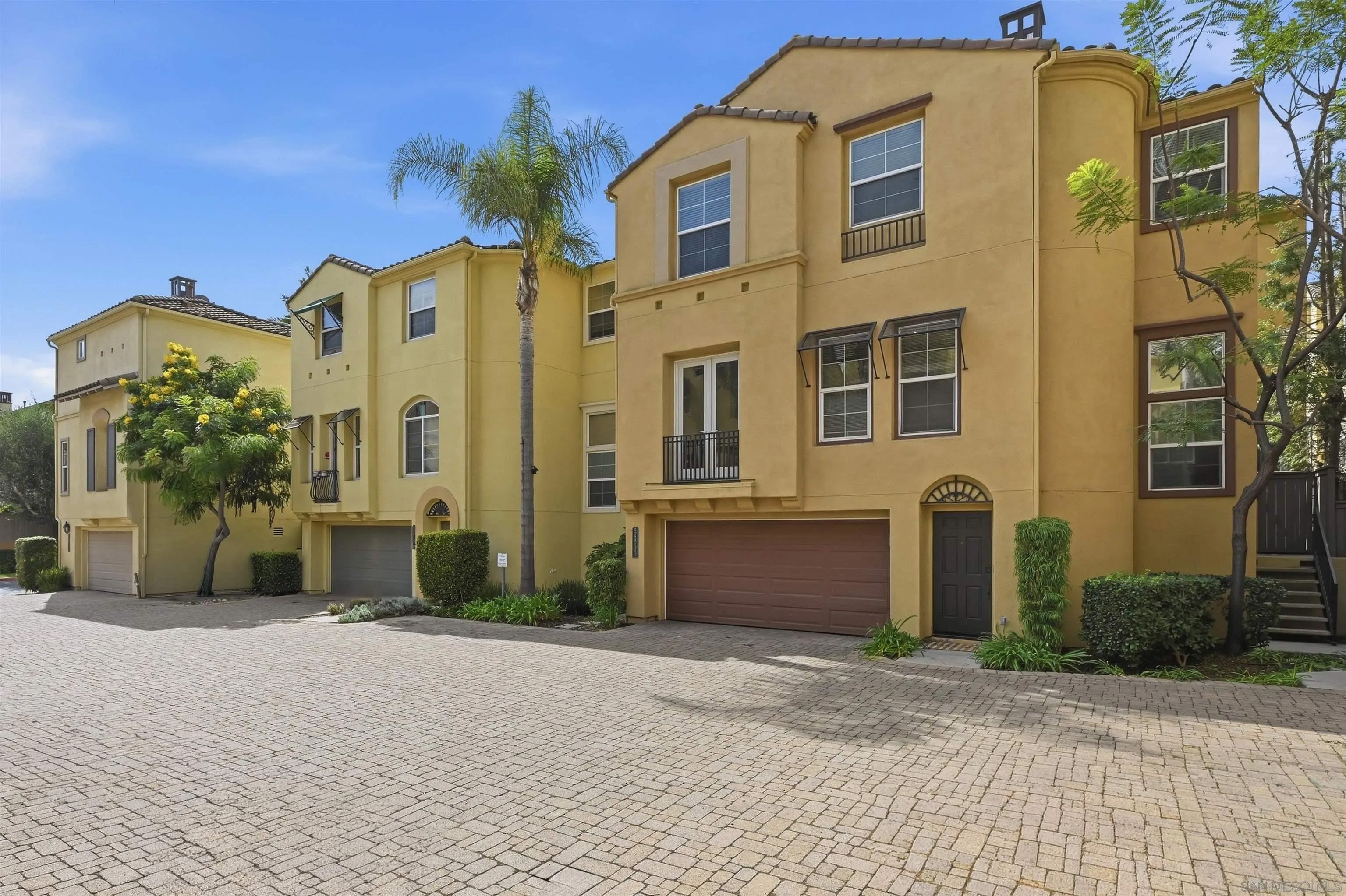 2800 Villas Way