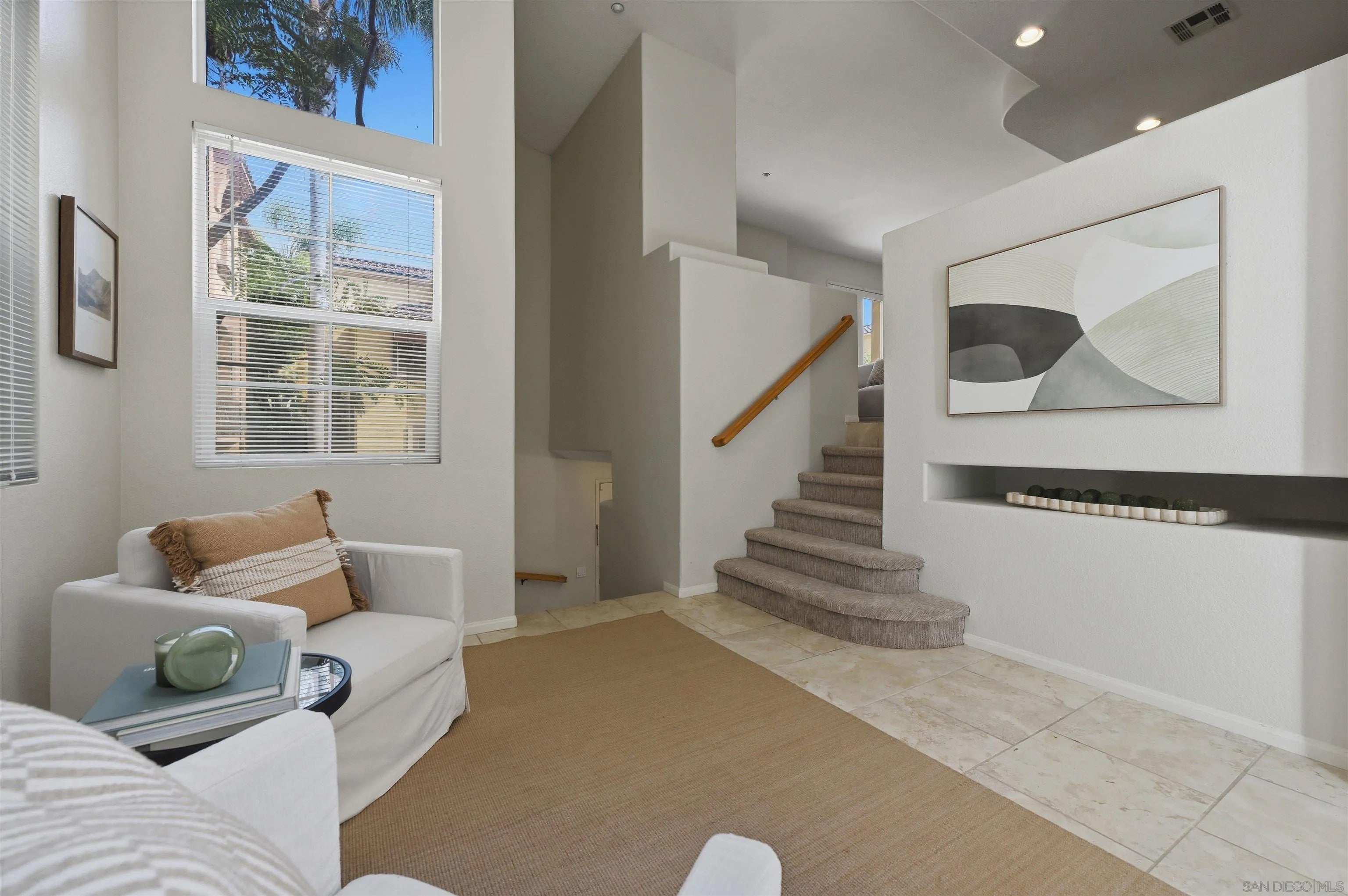 2800 Villas Way