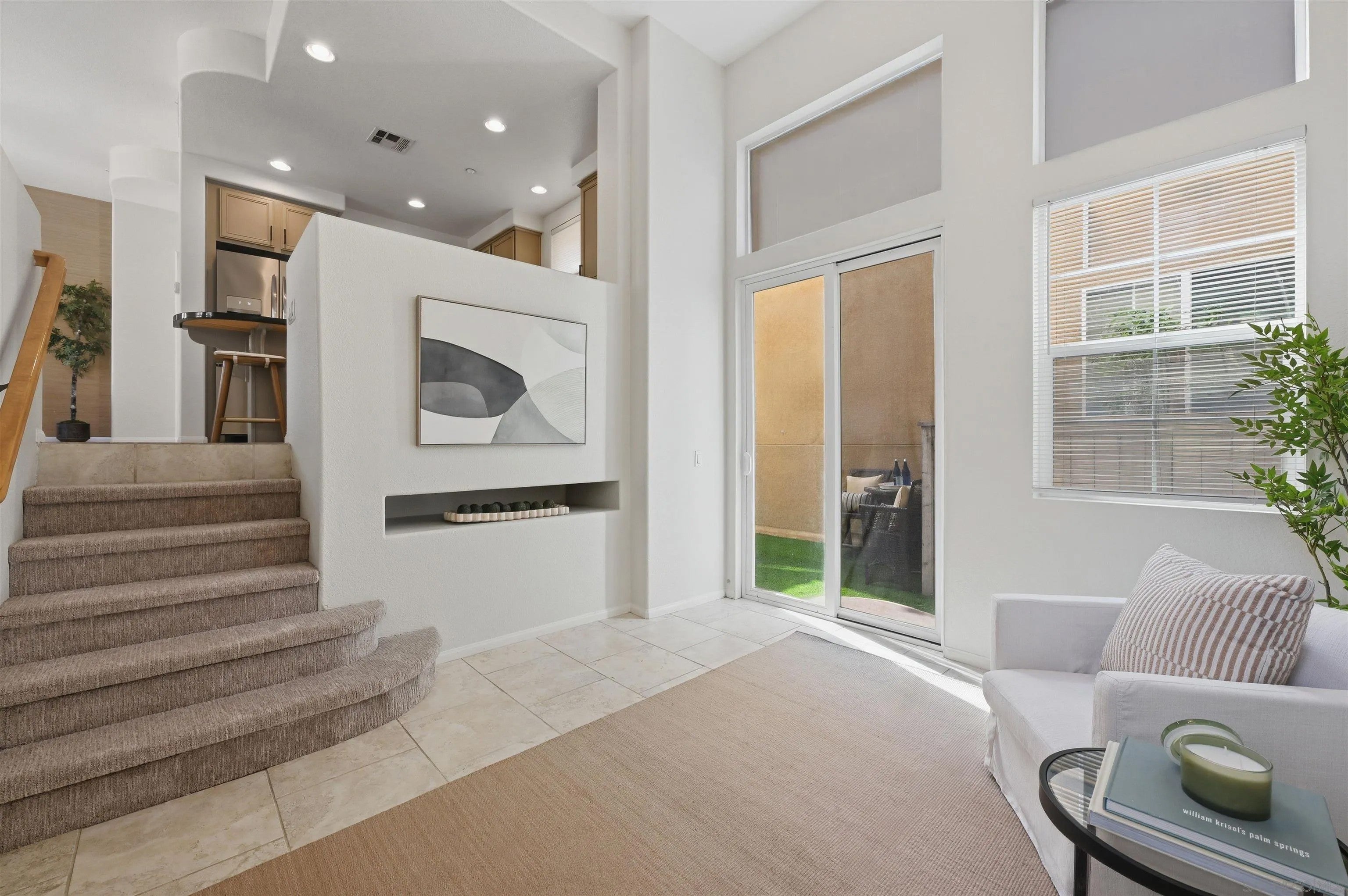 2800 Villas Way