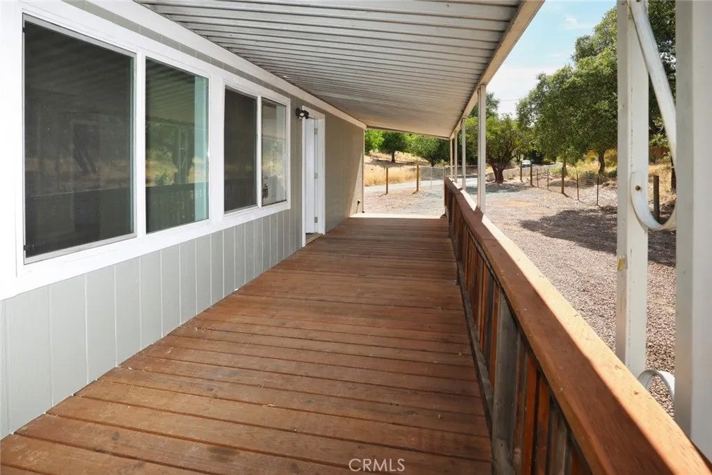3304 Toyon
