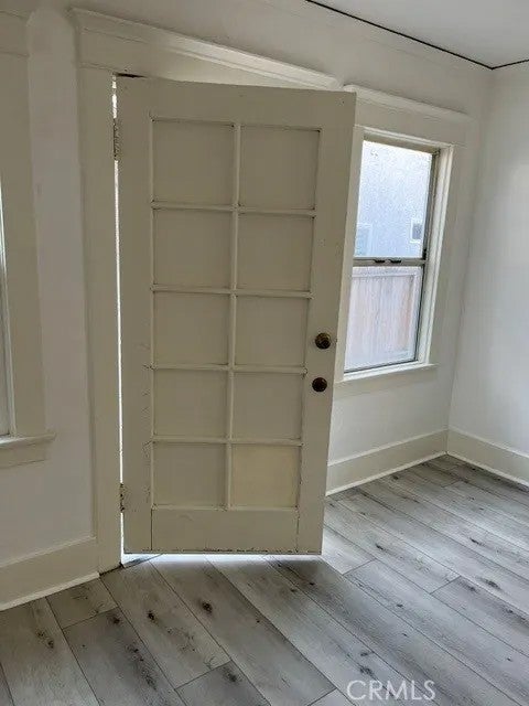 521 W 16th