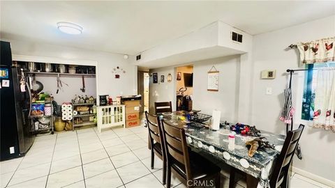 Tiny photo for 5833 Leo St, Bakersfield, CA 93307 (MLS # SR26022739)