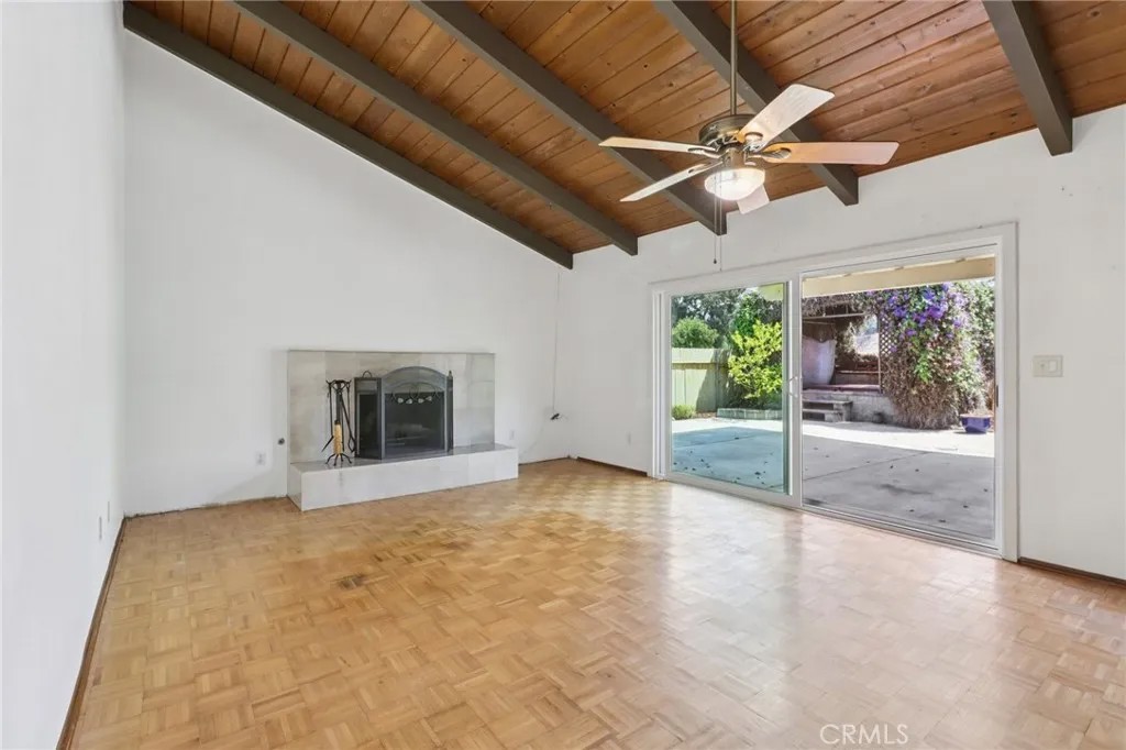 5620 Loping Lane