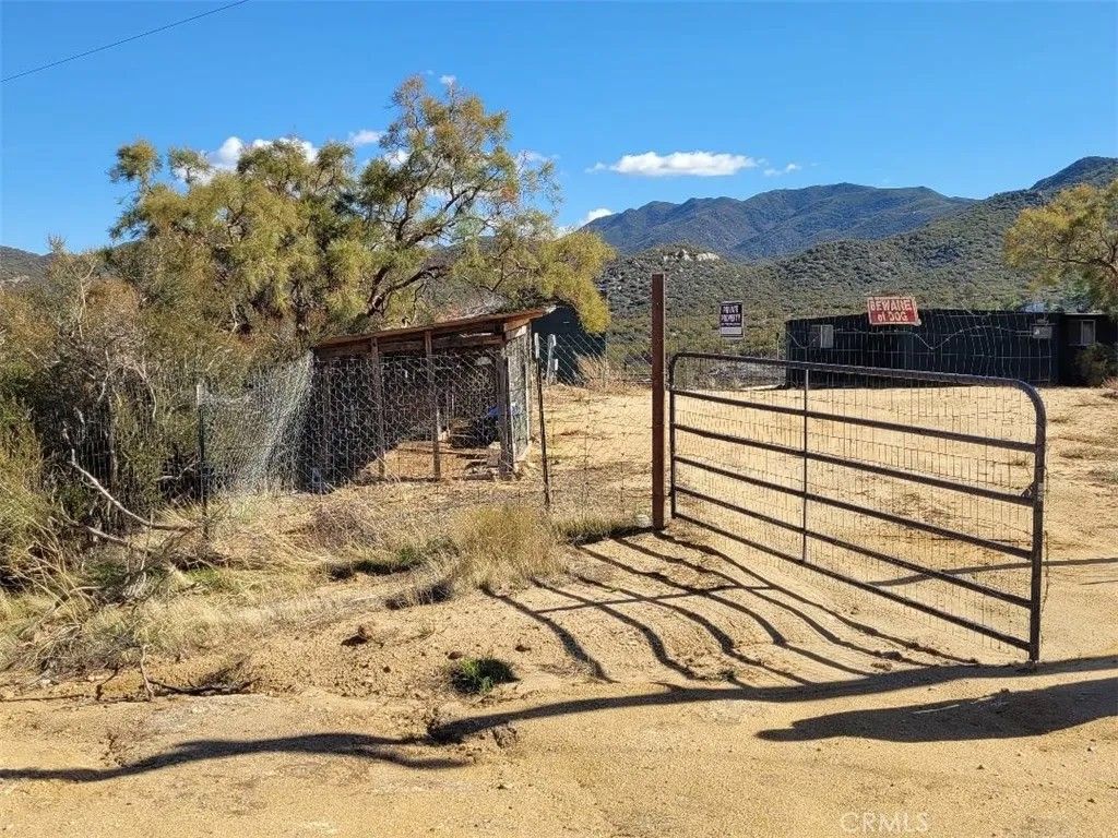 Photo of 0 Trails End, Anza, CA 92539 (MLS # SW26037416)