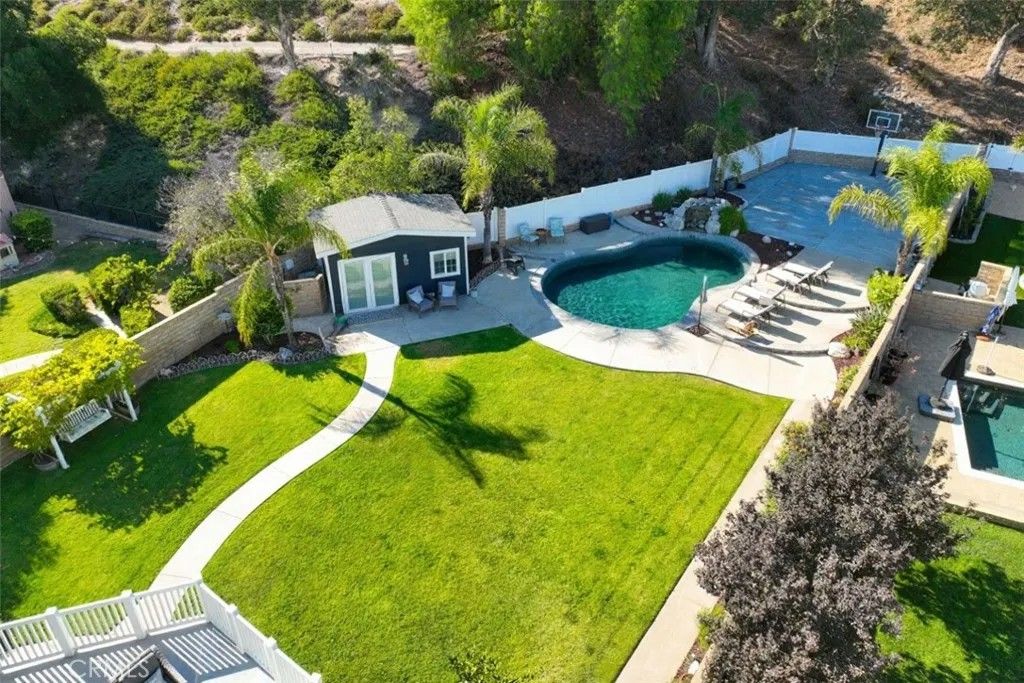 Photo of 22435 Cardiff Drive, Saugus, CA 91350 (MLS # SR26020068)