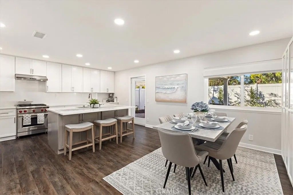 Photo of 21231 Oakridge Ln, Trabuco Canyon, CA 92679 (MLS # OC26007828)