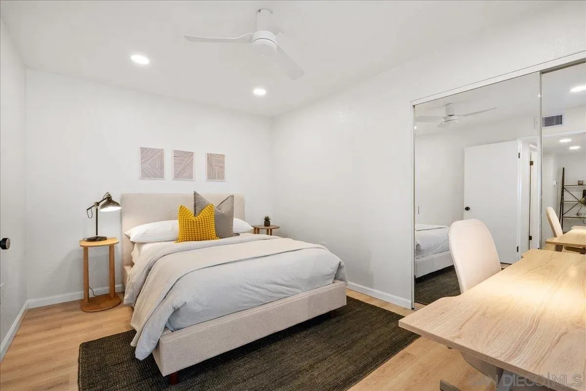 San Diego, California 92111, United States, 3 Bedrooms Bedrooms, ,3 BathroomsBathrooms,Residential,Active,201452