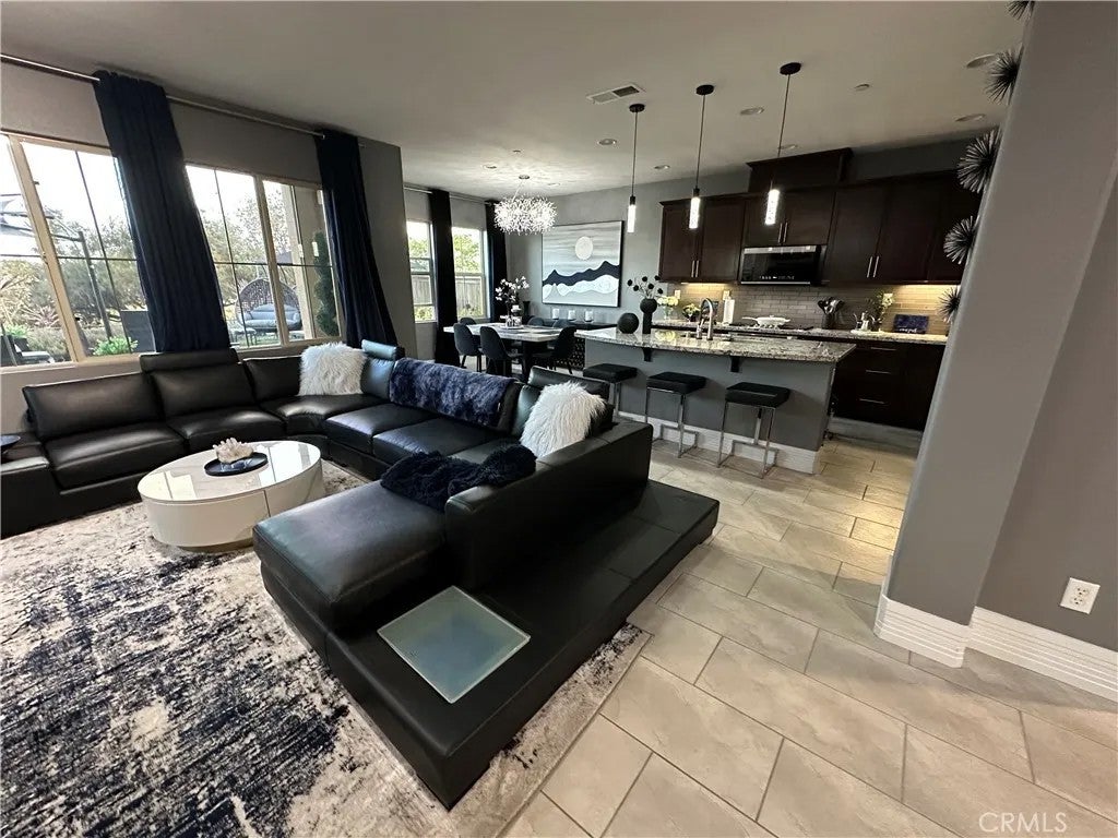 8559 Old Stonefield