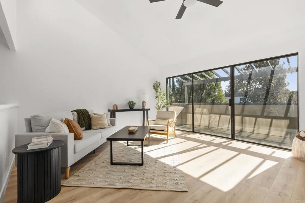 2135 E Valley Parkway 49