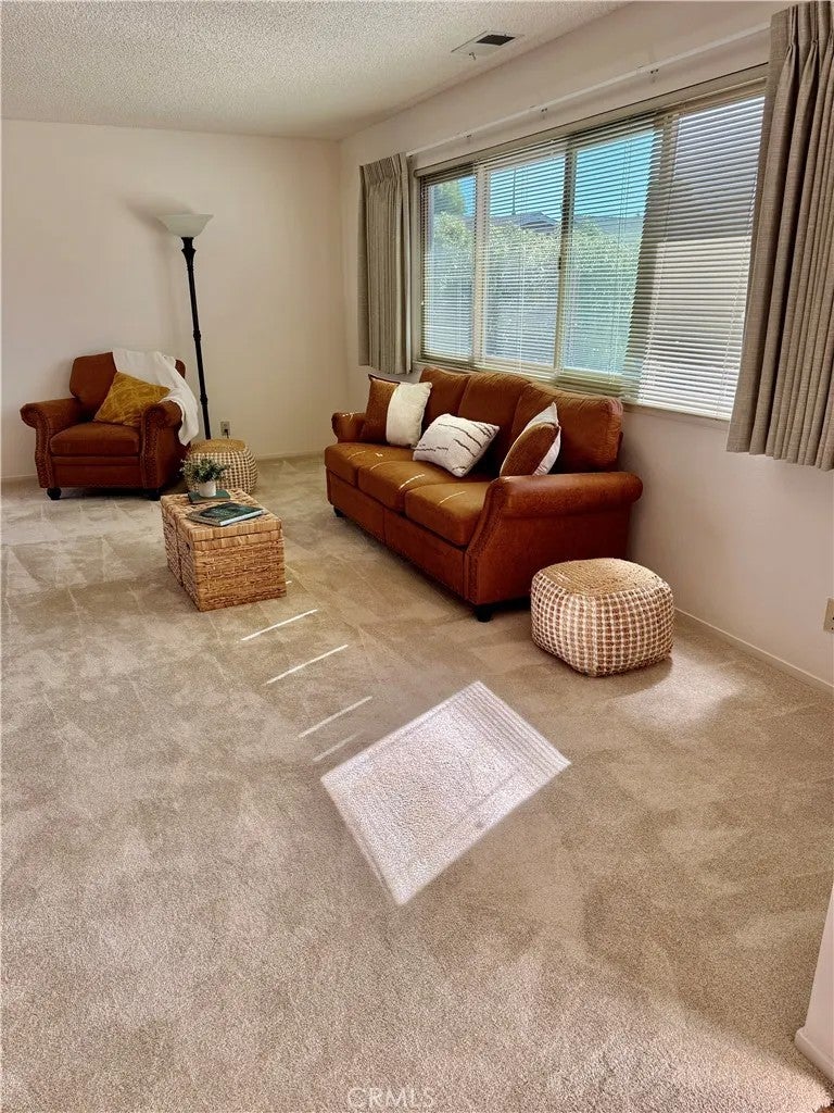 1123 Fair Oaks