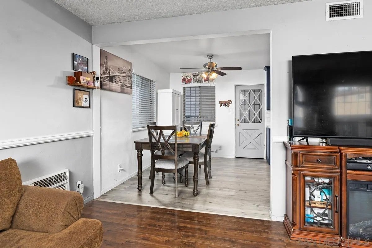 3702 Bancroft