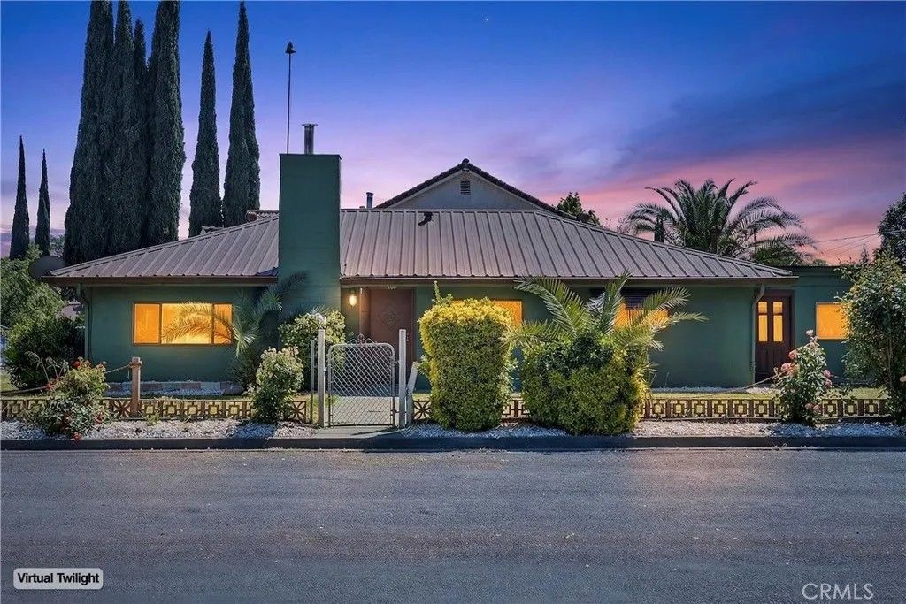 Photo of 351 W 2nd St, Hamilton City, CA 95951 (MLS # SN26076546)