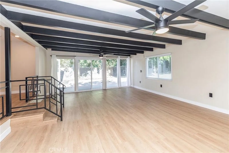 1163 W 25th