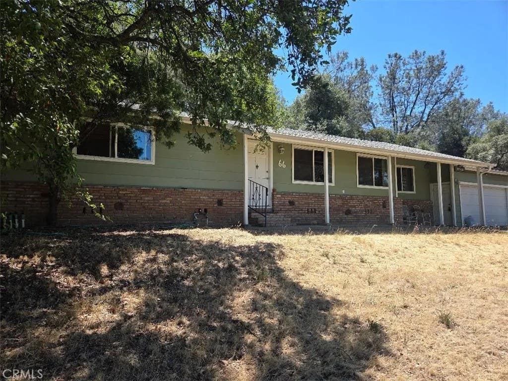 Photo of 66 Sunset View Lane, Oroville, CA 95966 (MLS # OR26168351)
