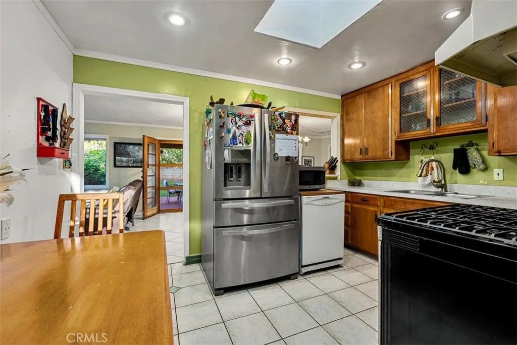 Photo of 2070 President Pl, Costa Mesa, CA 92627 (MLS # OC26070496)