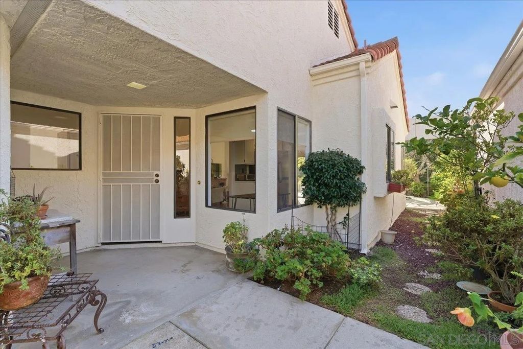 Photo of 12141 Iron View Row, San Diego, CA 92128 (MLS # 260006445)