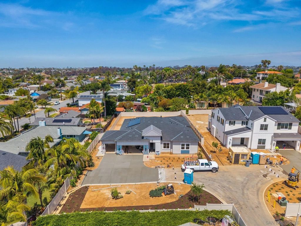 Photo of 1714 California St, Oceanside, CA 92054 (MLS # 260015223)