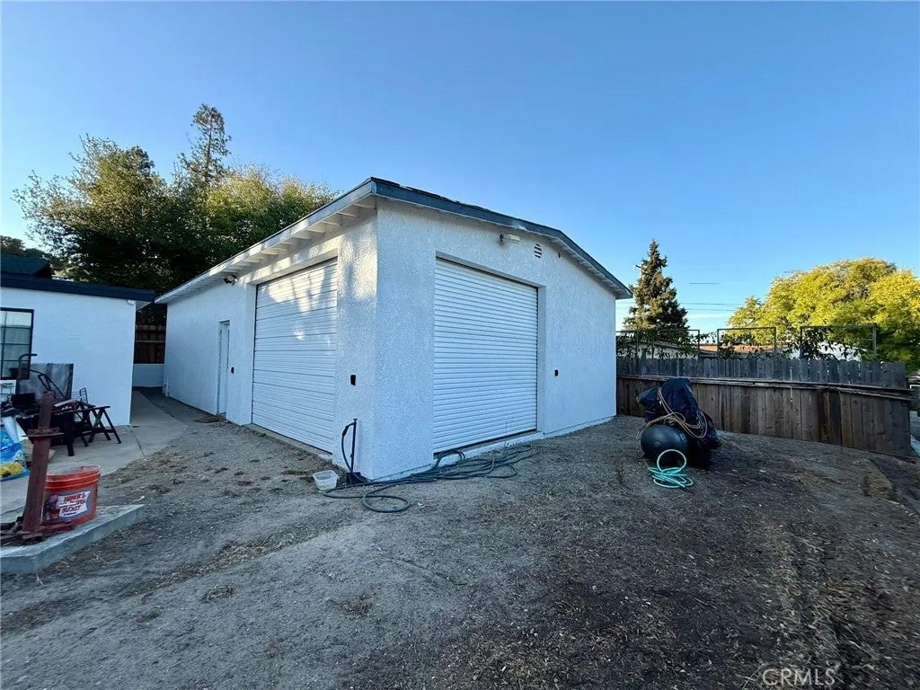 4633 Estrada