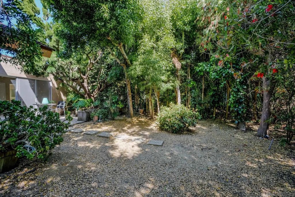 Photo of 7415 Caminito Rialto, La Jolla, CA 92037 (MLS # 260003369)