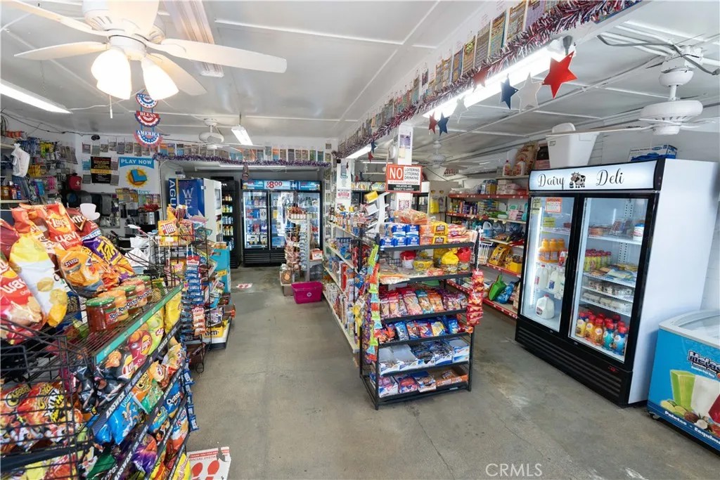 285 W 9th Street