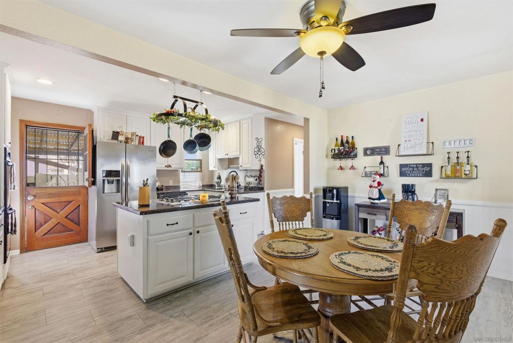 Photo of 1178 Eucalyptus Dr, El Cajon, CA 92020 (MLS # 250046080)