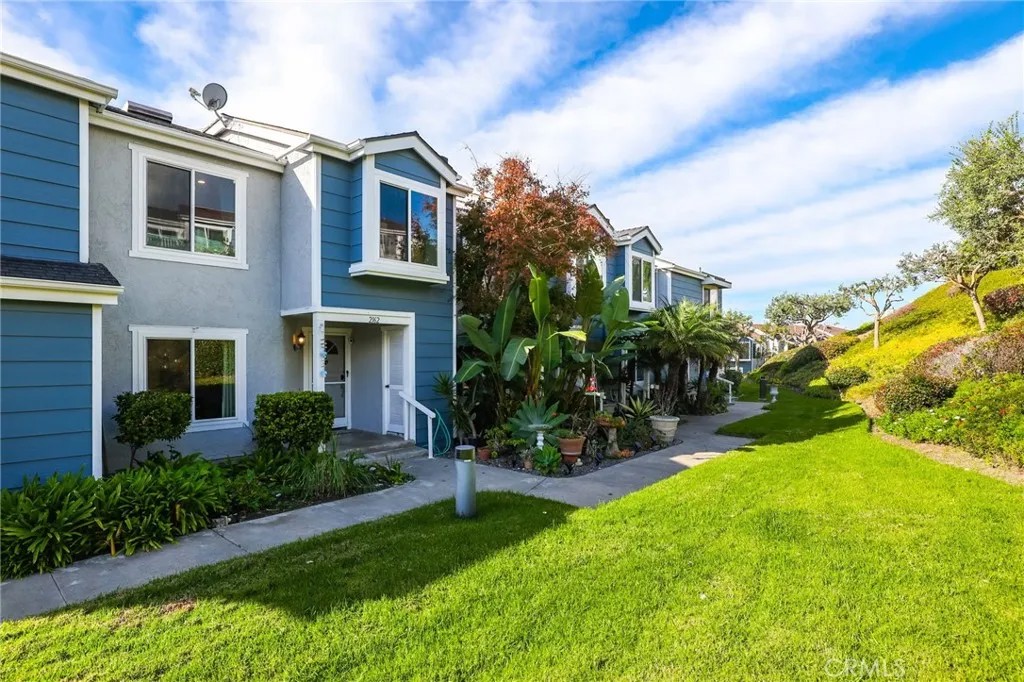 2162 Calle Ola Verde