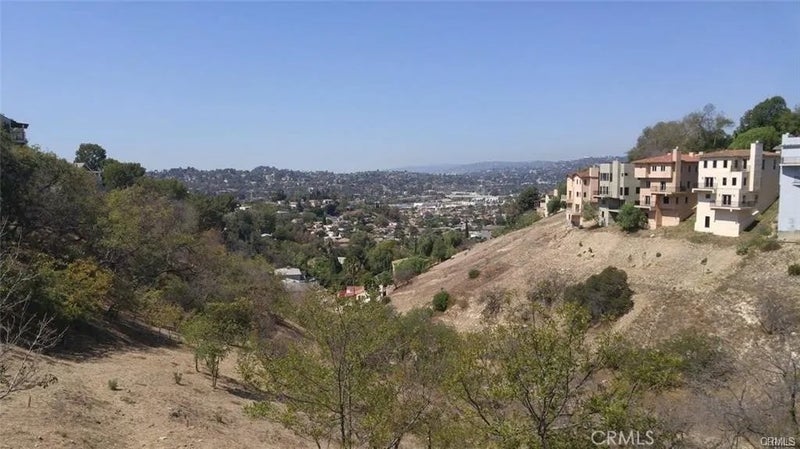 3607 E Richardson