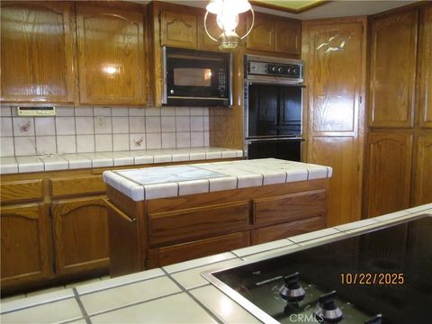 Tiny photo for 13700 White Sail Dr, Victorville, CA 92395 (MLS # HD25245494)