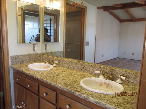 Tiny photo for 13700 White Sail Dr, Victorville, CA 92395 (MLS # HD25245494)