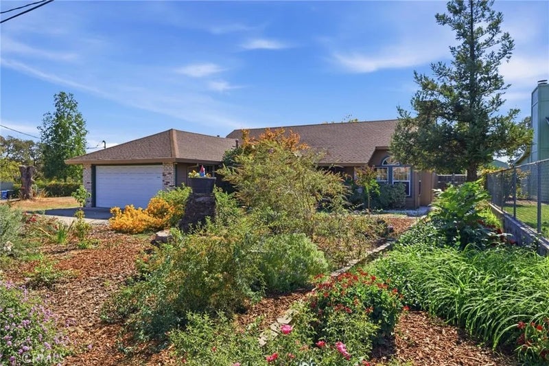3182 Claremont Drive