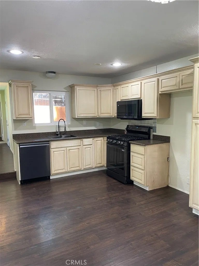 31378 Cedarwood