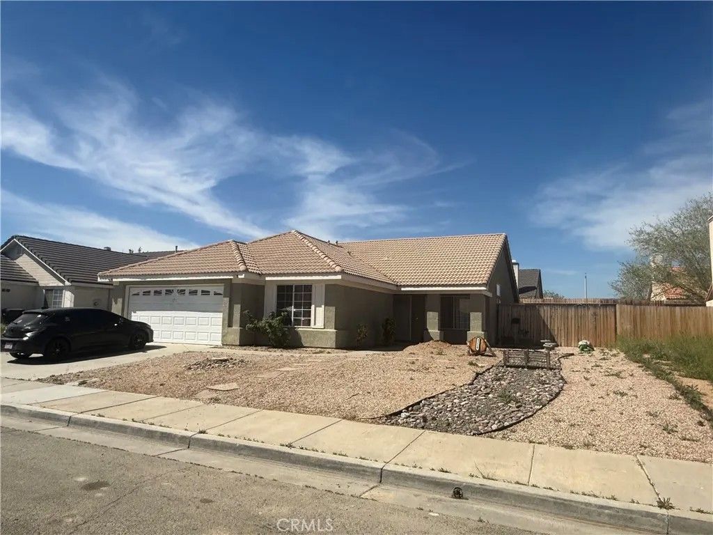 Photo of 43527 Grange St, Lancaster, CA 93535 (MLS # MB26068440)