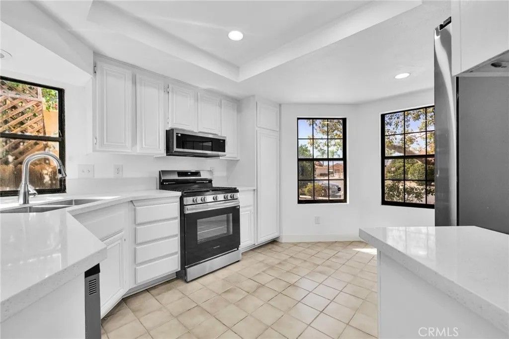 Photo of 774 Via Casitas Dr, Hemet, CA 92545 (MLS # PW26040114)