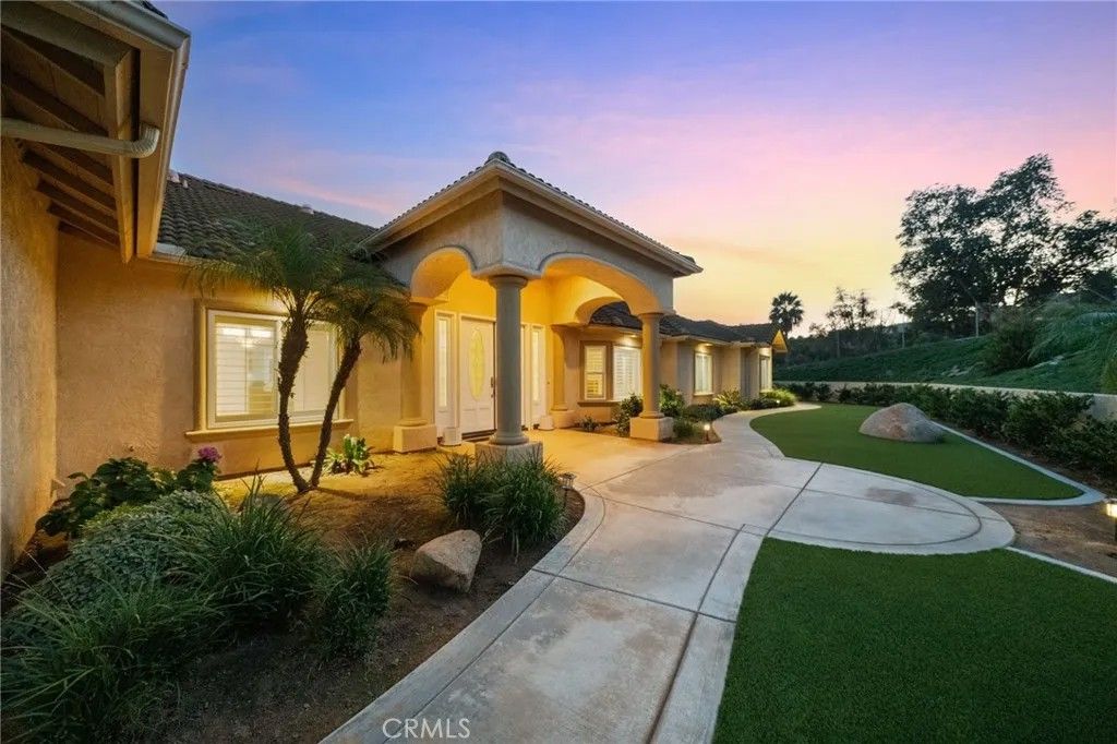 Photo of 3995 Via Monte Alegre, Bonsall, CA 92003 (MLS # SW25234821)