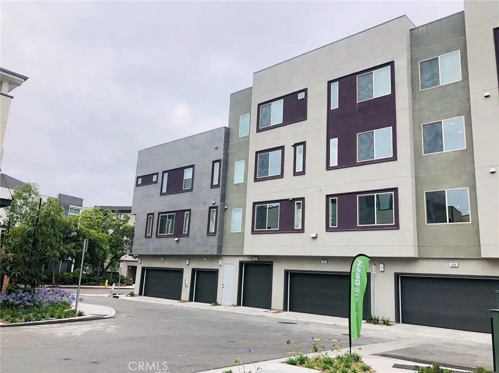 Photo of 221 Bowery, Irvine, CA 92612 (MLS # OC26020427)