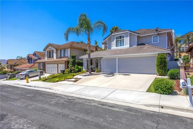 476 Somerset Cir