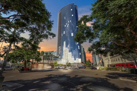 Photo of 888 W E Street #3902, San Diego, CA 92101 (MLS # PTP2604338)
