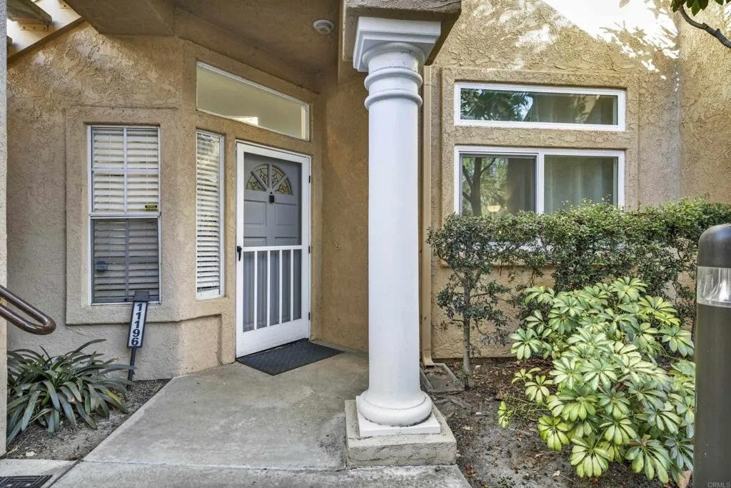 11196 Portobelo Dr