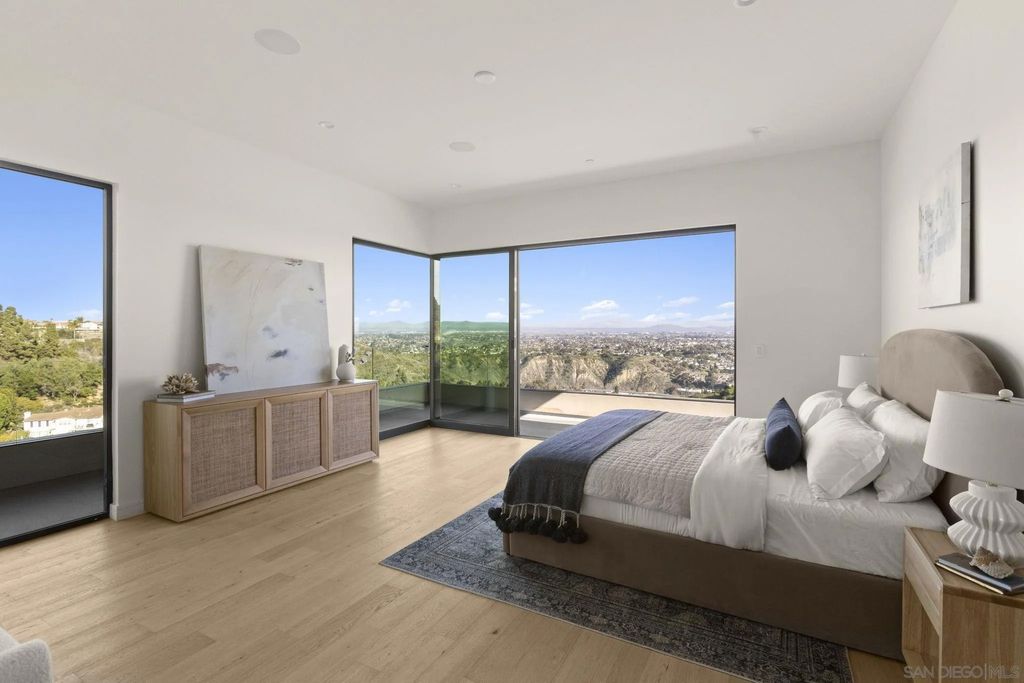 Photo of 2448 Sagebrush Ct, La Jolla, CA 92037 (MLS # 250046019)