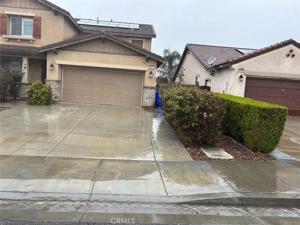 6111 Peregrine Drive
