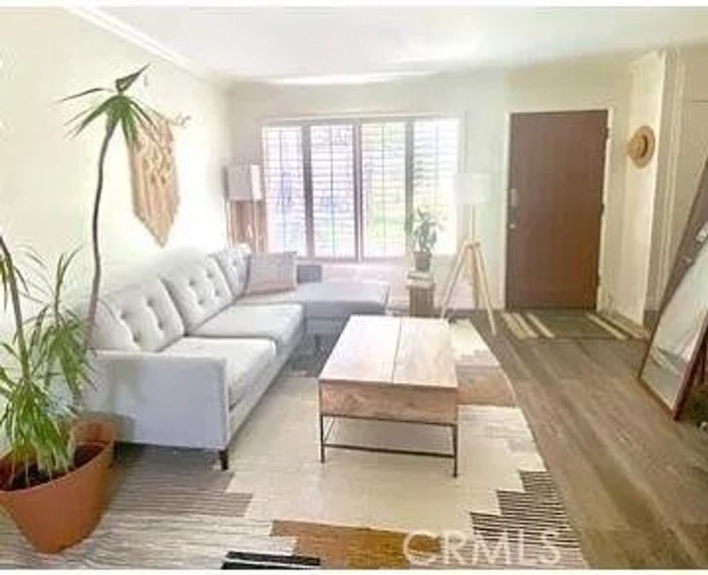 Photo of 17619 Regency Cir, Bellflower, CA 90706 (MLS # OC26086495)