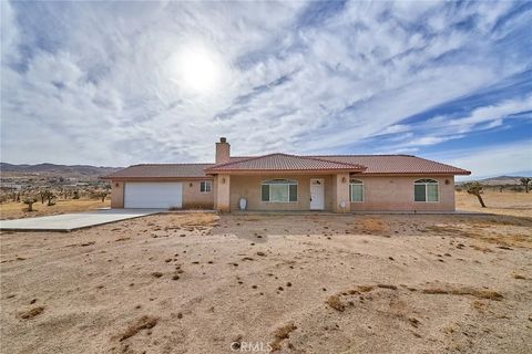 Photo of 25625 Rancho St, Apple Valley, CA 92308 (MLS # PW26022290)