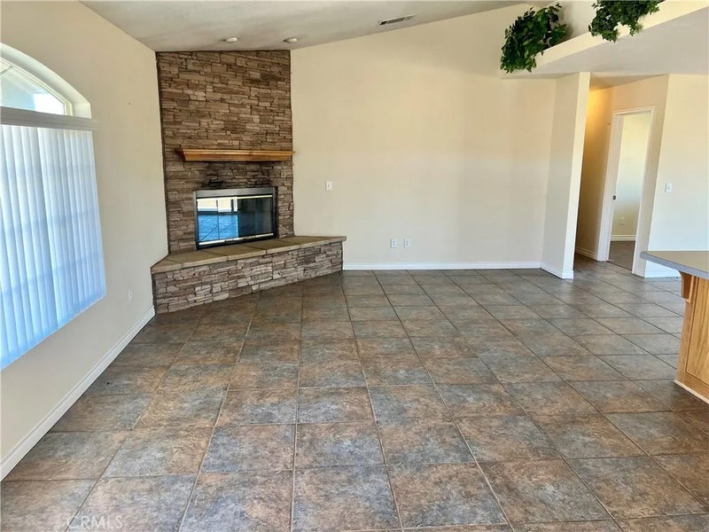 25625 Rancho